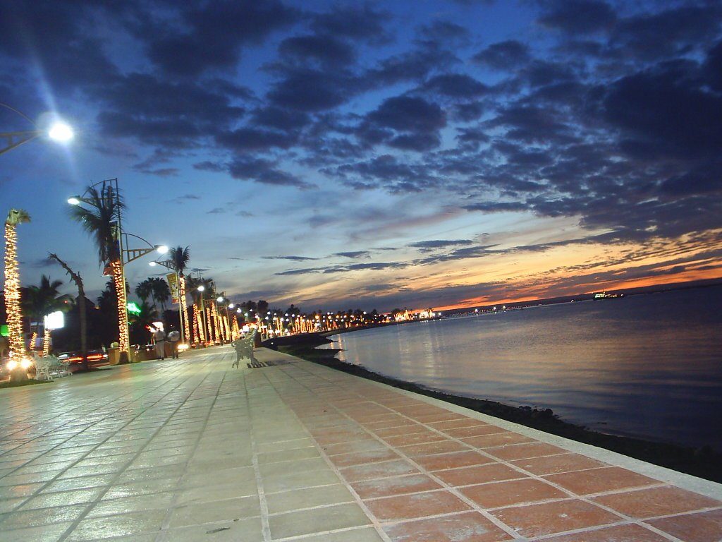 Malecón de la Paz. 